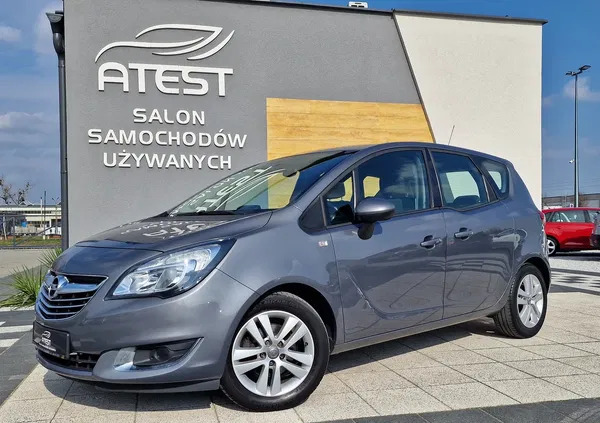 samochody osobowe Opel Meriva cena 34900 przebieg: 123000, rok produkcji 2015 z Połczyn-Zdrój